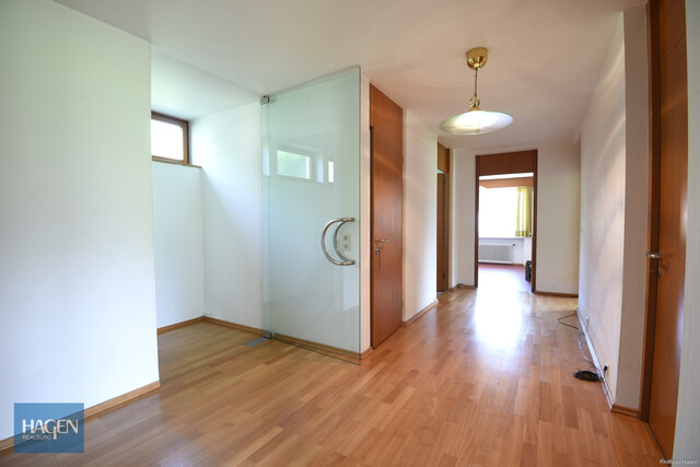 Außergewöhnliches Wohnen in Satteins - Haus mit Ausblick und großem Grundstück!