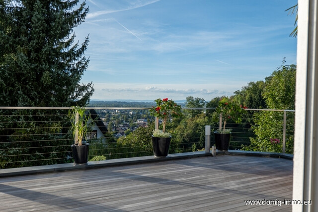 Exklusive Villa in Hanglage mit sensationellem Ausblick in Dornbirn zu verkaufen!