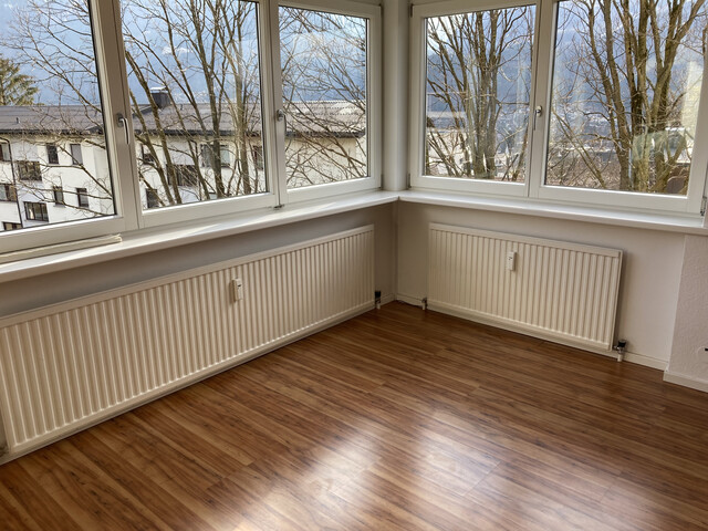Geräumige, sonnige Wohnung 