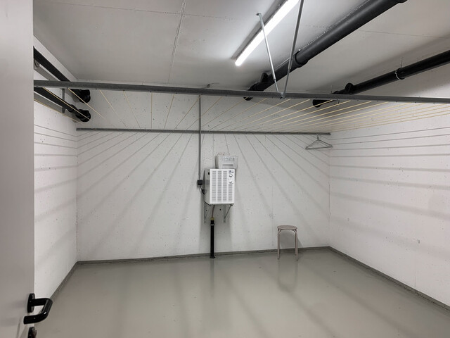 Naturnahe 2-Zimmer-Wohnung mit großzügiger Terrasse in ruhiger Wohngegend in Höchst inkl. TG, Privat