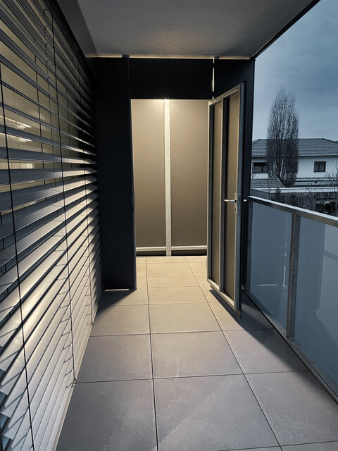 Naturnahe 2-Zimmer-Wohnung mit großzügiger Terrasse in ruhiger Wohngegend in Höchst inkl. TG, Privat