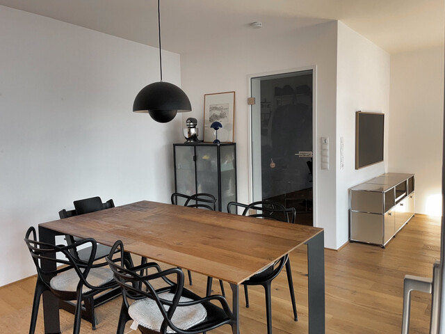 Naturnahe 2-Zimmer-Wohnung mit großzügiger Terrasse in ruhiger Wohngegend in Höchst inkl. TG, Privat