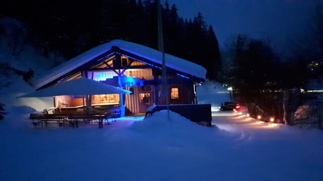 LEGENDÄRE APRE`S-SKI-BAR DIREKT AN DER SCHIPISTE