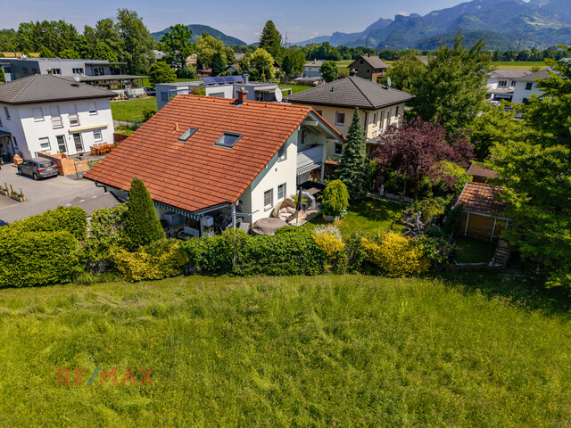 Großzügiges Einfamilienhaus mit Traumgarten in idyllischer Ruhelage in Meiningen zum wohlfühlen!