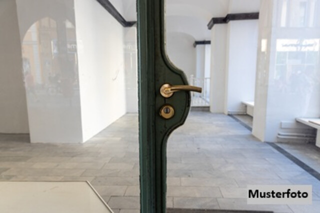 Geschäftslokal südlich des Stadtzentrums