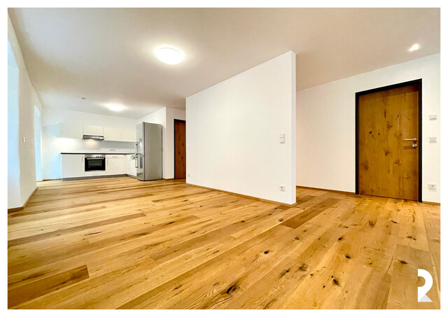 STILVOLLE 2-ZIMMER-WOHNUNG IN BESTER INNENSTADTLAGE / TOP 2