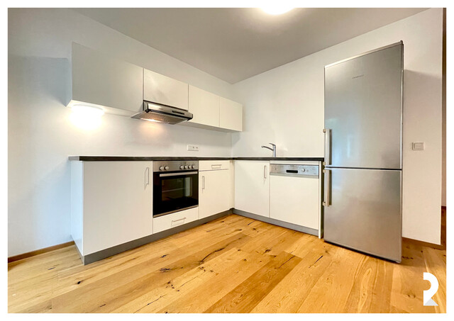 STILVOLLE 2-ZIMMER-WOHNUNG IN BESTER INNENSTADTLAGE / TOP 2