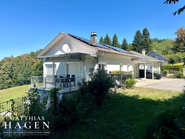 Großzügiges Einfamilienhaus mit traumhafter Aussicht bis zum Bodensee in Bildstein