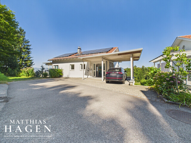 Großzügiges Einfamilienhaus mit traumhafter Aussicht bis zum Bodensee in Bildstein
