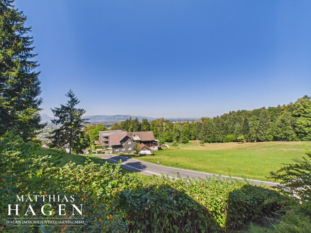Großzügiges Einfamilienhaus mit traumhafter Aussicht bis zum Bodensee in Bildstein