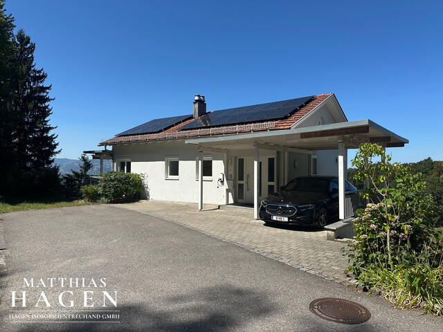 Großzügiges Einfamilienhaus mit traumhafter Aussicht bis zum Bodensee in Bildstein