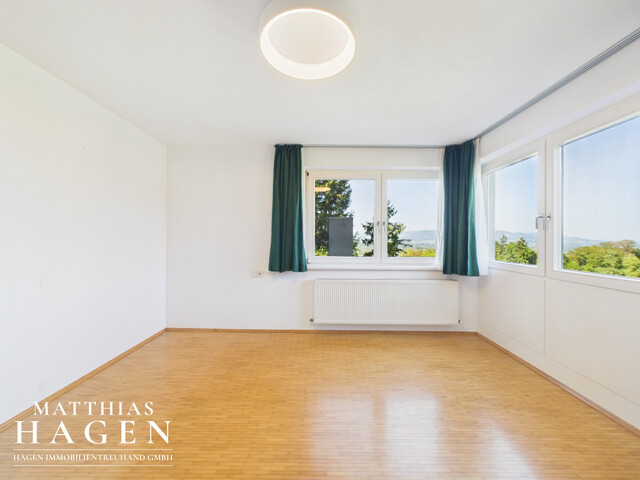 Großzügiges Einfamilienhaus mit traumhafter Aussicht bis zum Bodensee in Bildstein