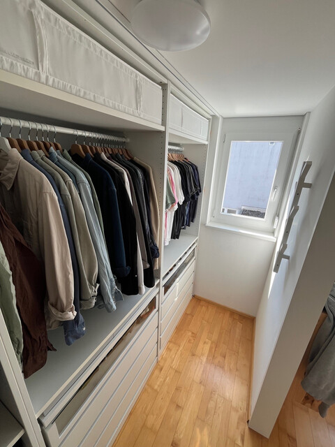 Privatverkauf - Exklusives 4-Zimmer-Penthouse mit großer Sonnenterrasse in ruhiger Bestlage