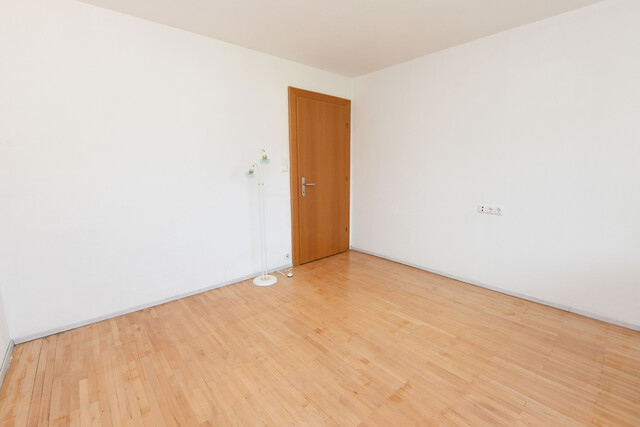 Viel Platz für wenig Geld - große 6 Zimmer Wohnung mit toller Terrasse in Weiler