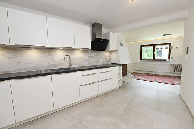 Viel Platz für wenig Geld - große 6 Zimmer Wohnung mit toller Terrasse in Weiler