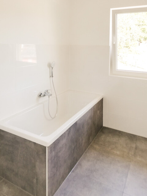 Tolles Einfamilienhaus in Hanglage mit Keller und Garage