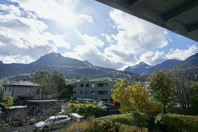 Sonnige 3 Zimmer Eckwohnung mit Kaminofen