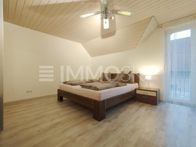 Moderne Doppelhaushälfte mit gepflastertem Außenbereich in Altach