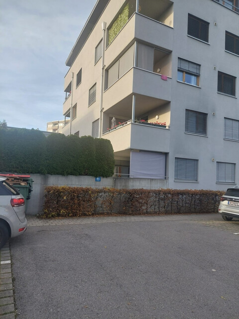 Attraktive 3-Zimmer-Wohnung mit Terrasse & Tiefgarage in zentraler Lage