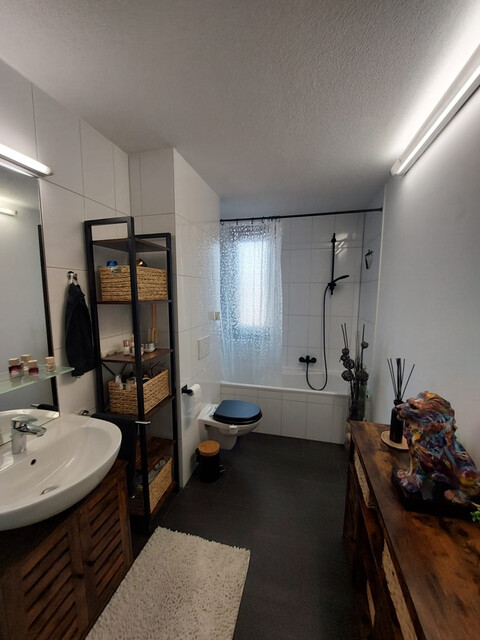 Attraktive 3-Zimmer-Wohnung mit Terrasse & Tiefgarage in zentraler Lage