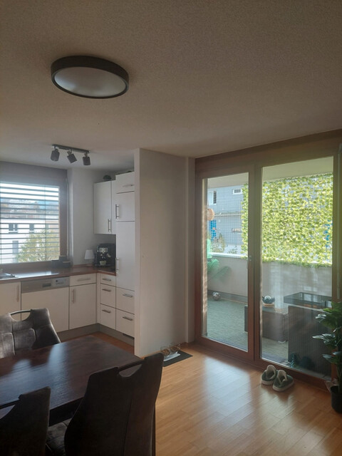 Attraktive 3-Zimmer-Wohnung mit Terrasse & Tiefgarage in zentraler Lage