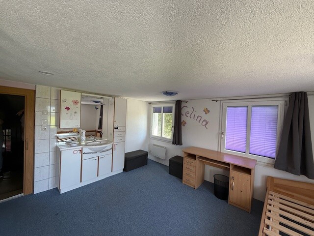 Ehemaliges Gasthaus Hirschen und angrenzende 5-Zimmerwohnung mit Garten zu vermieten 