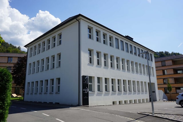 Bürofläche im Dachgeschoss (gesamte Etage) mit eigener Terrasse/Loggia