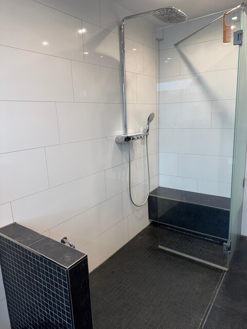 5-Zimmer Wohnung (110 m²) mit 2 Balkonen – teilbar in 2 Wohnungen – Privatverkauf