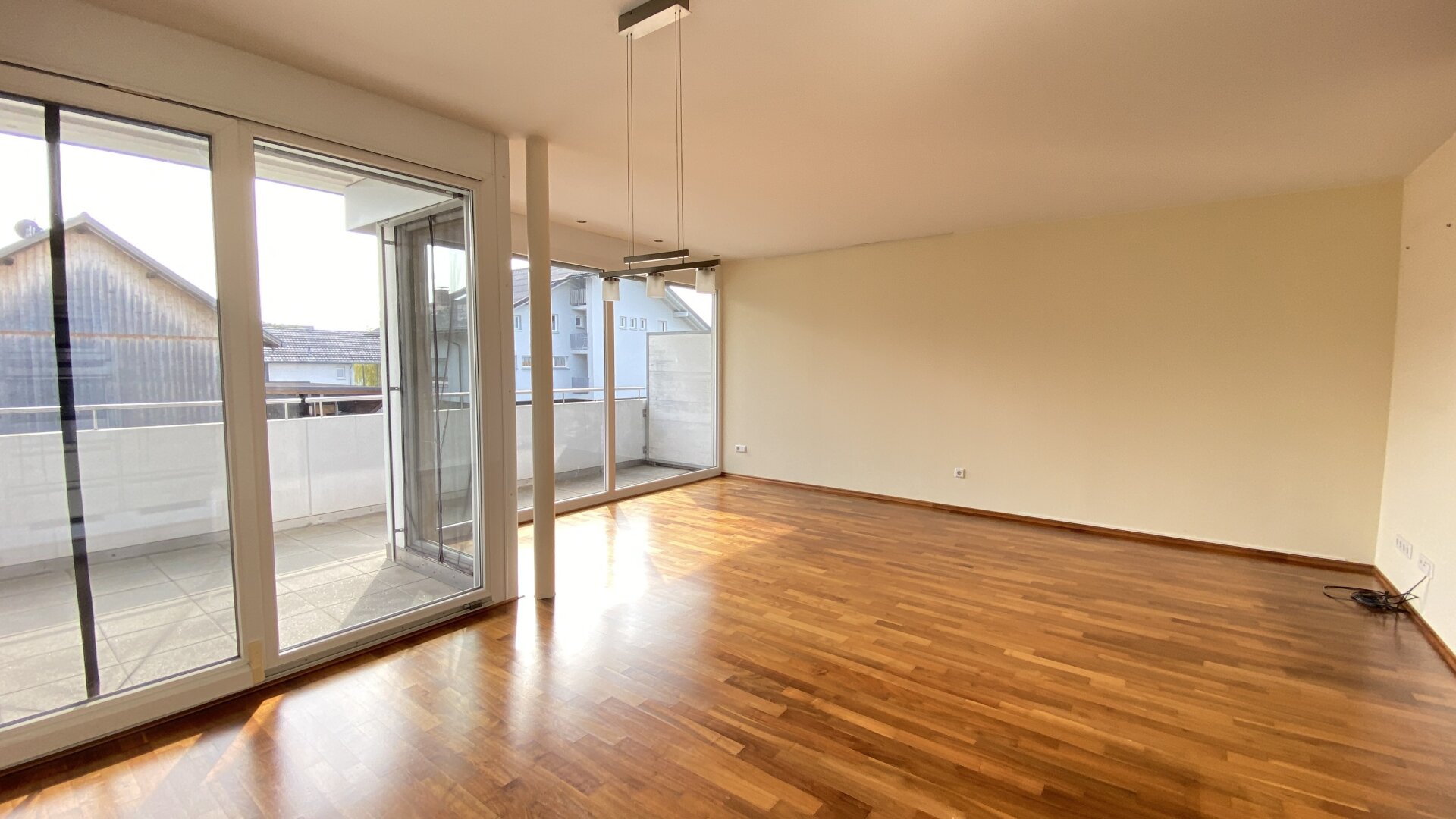 Stilvoll Wohnen: Gepflegte 3-Zimmerwohnung mit Dachterrasse in Götzis zu vermieten!