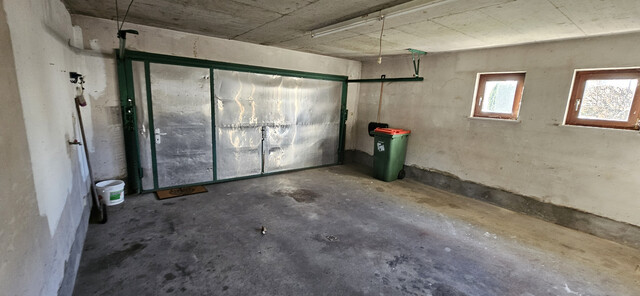 Schöne große Villa aus 1977 mit tollem Garten, Dornbirn in verkehrsruhiger Zone (Sackgasse), 6 Zimmer + Küche im EG