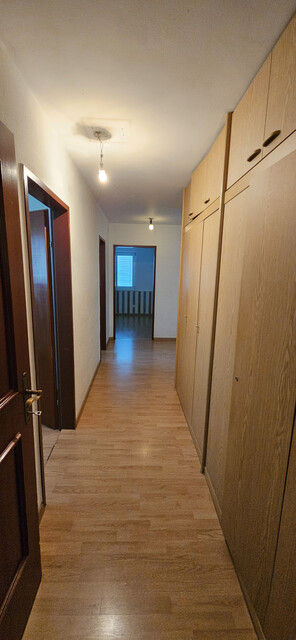 Schöne große Villa aus 1977 mit tollem Garten, Dornbirn in verkehrsruhiger Zone (Sackgasse), 6 Zimmer + Küche im EG