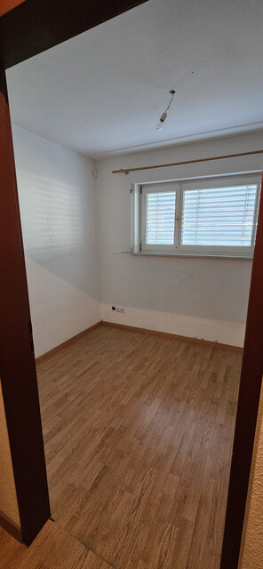 Schöne große Villa aus 1977 mit tollem Garten, Dornbirn in verkehrsruhiger Zone (Sackgasse), 6 Zimmer + Küche im EG