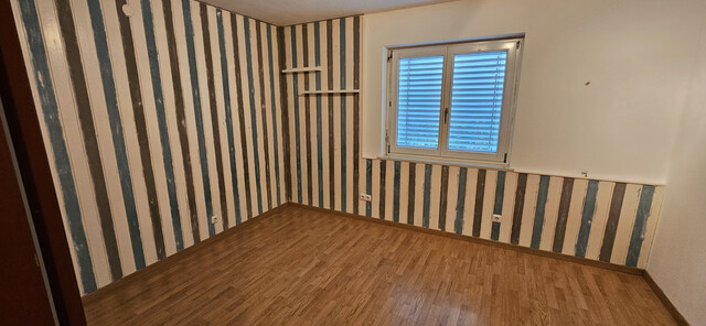 Schöne große Villa aus 1977 mit tollem Garten, Dornbirn in verkehrsruhiger Zone (Sackgasse), 6 Zimmer + Küche im EG