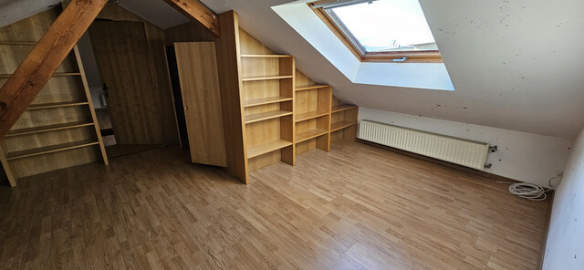 Schöne große Villa aus 1977 mit tollem Garten, Dornbirn in verkehrsruhiger Zone (Sackgasse), 6 Zimmer + Küche im EG