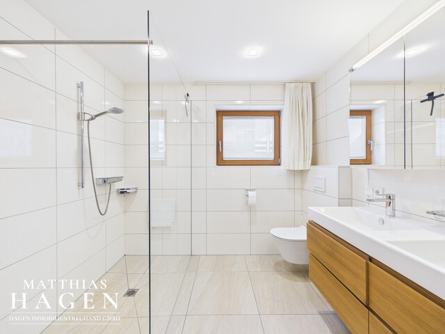 Großzügige Gartenwohnung in Seenähe