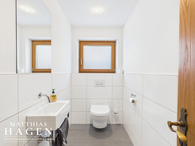 Großzügige Gartenwohnung in Seenähe