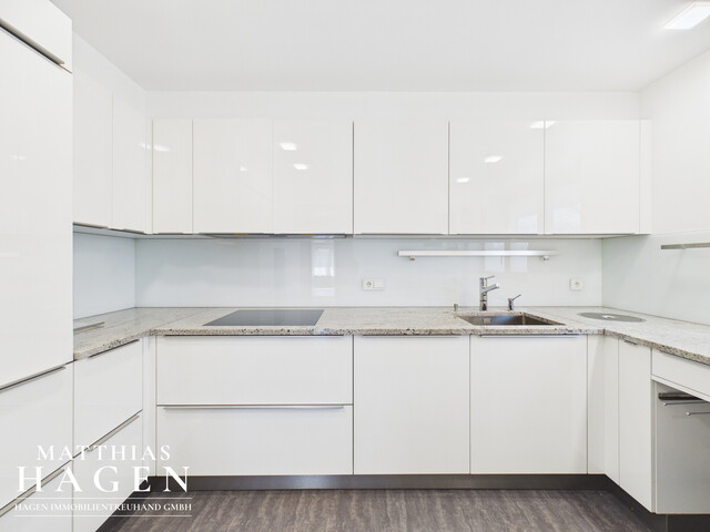 Großzügige Gartenwohnung in Seenähe