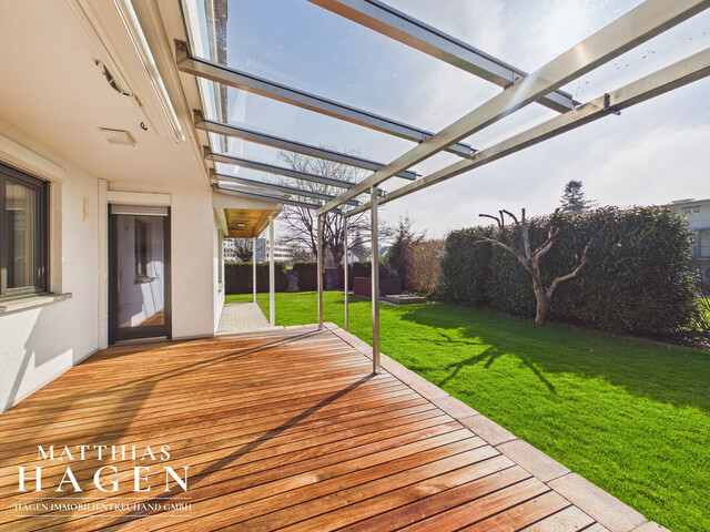 Großzügige Gartenwohnung in Seenähe