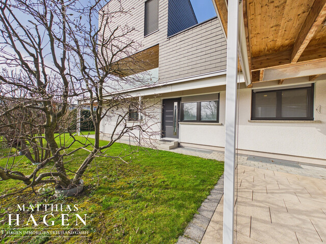 Großzügige Gartenwohnung in Seenähe