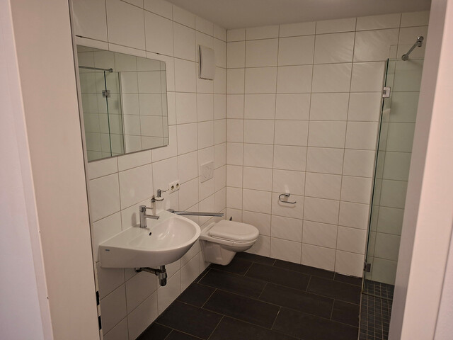 Großzügige 2-Zi-Wohnung mit Wintergarten in Hard zu vermieten!