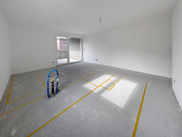 Rasch beziehbar: Schöne 2-Zi-Wohnung mit Balkon