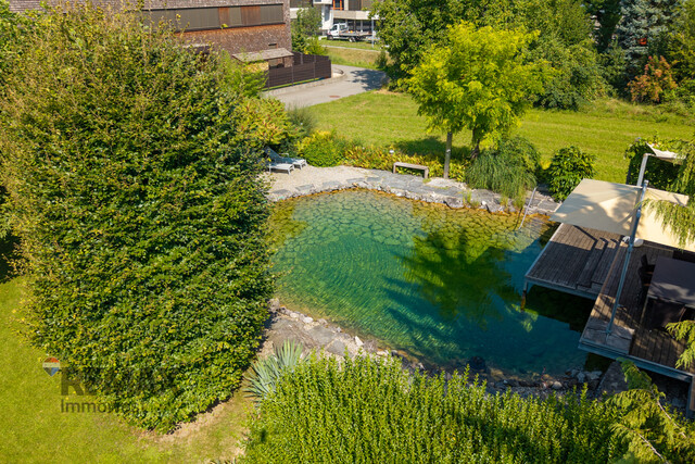 Nobles Anwesen mit großem Schwimmteich
