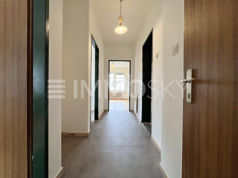Sanierungsbedürftige 2-Zimmer-Wohnung bei City und See
