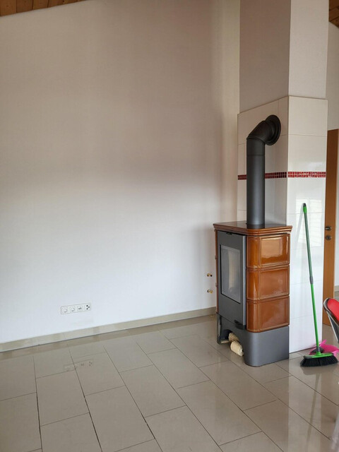 Charmante 4-Zimmer-Wohnung mit großzügiger Terrasse und Garten in Meiningen