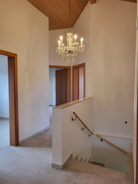 Charmante 4-Zimmer-Wohnung mit großzügiger Terrasse und Garten in Meiningen