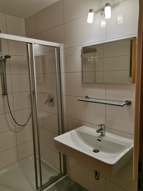 Wohnen, wo andere Urlaub machen – Wunderschöne 4-Zimmer-Maisonettewohnung in Wald am Arlberg