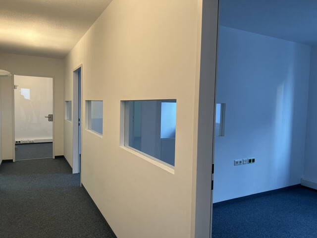 AUF DER SUCHE NACH EINER PRAXIS?