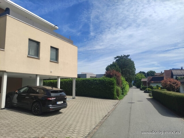 Urbane zweistöckige Dachgeschosswohnung mit tollem Ausblick in Altach