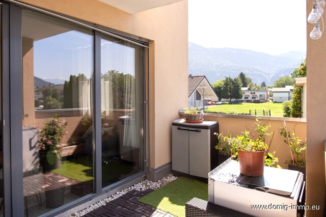 Urbane zweistöckige Dachgeschosswohnung mit tollem Ausblick in Altach