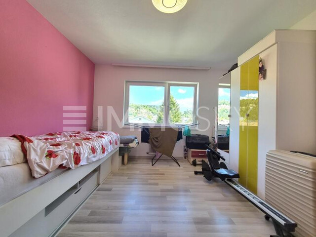 4-Zimmer Wohnung mit eigener Garagenbox